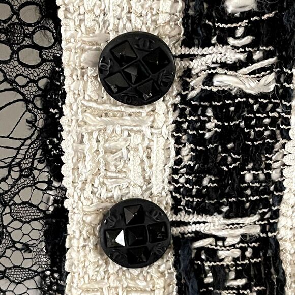 Chanel Vintage 2004 Tweed Lace Trim Jacket Black White - Picture 11 of 15